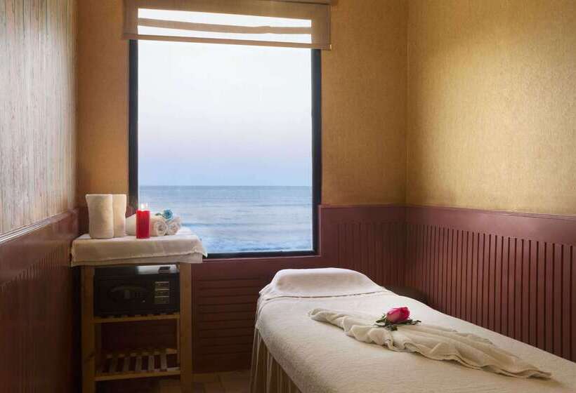 Ramada By Wyndham Beach Hotel Ajman