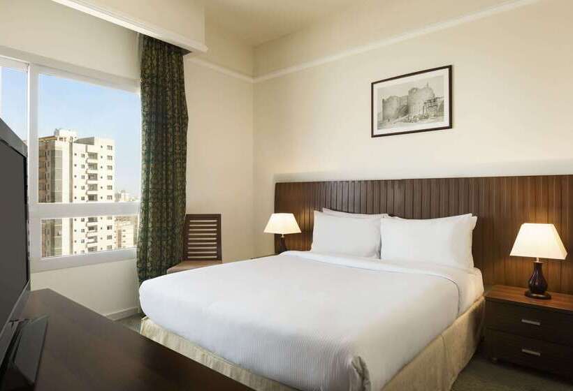 Ramada By Wyndham Beach Hotel Ajman