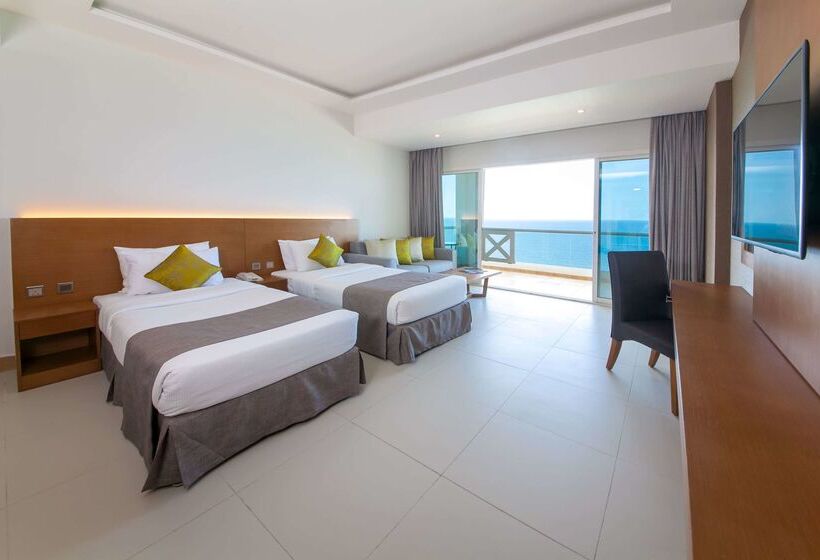 Ramada By Wyndham Beach Hotel Ajman
