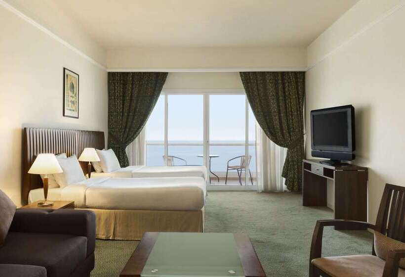 Ramada By Wyndham Beach Hotel Ajman