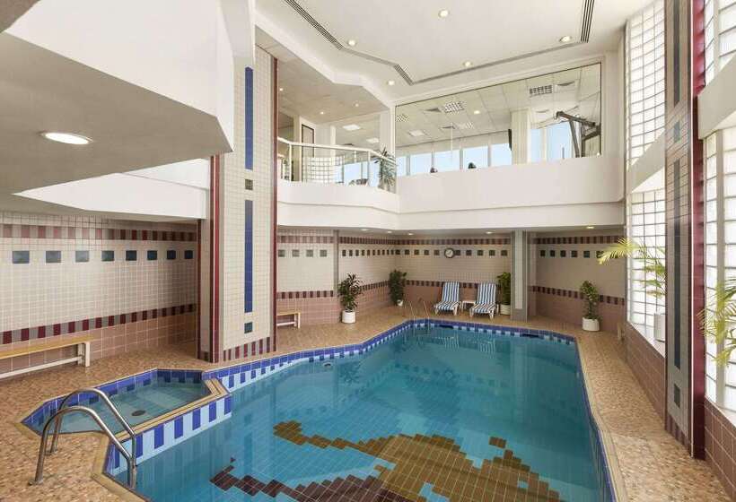 Ramada By Wyndham Beach Hotel Ajman