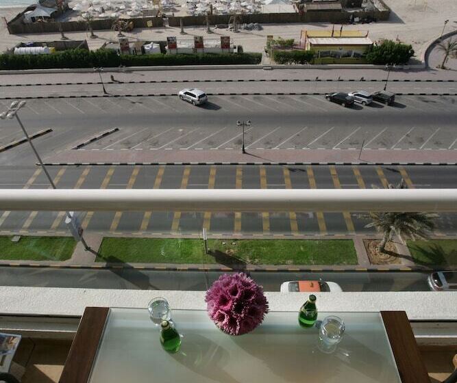 Ramada By Wyndham Beach Hotel Ajman