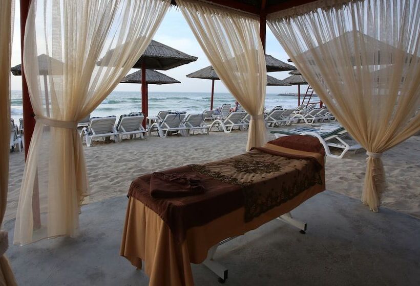Ramada By Wyndham Beach Hotel Ajman
