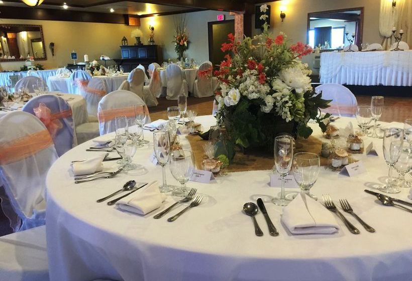 فندق Ramada By Wyndham Monument