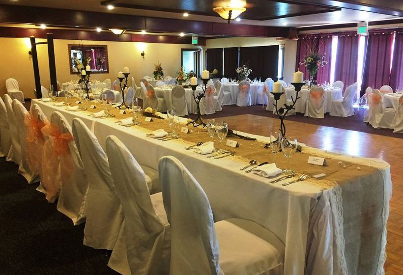 فندق Ramada By Wyndham Monument