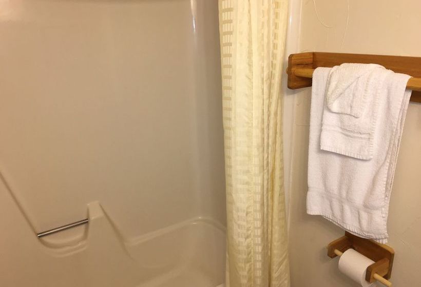 فندق Ramada By Wyndham Monument