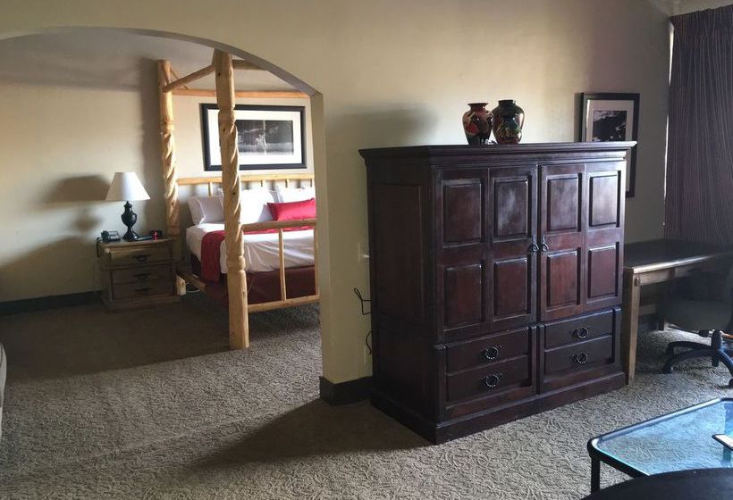 فندق Ramada By Wyndham Monument