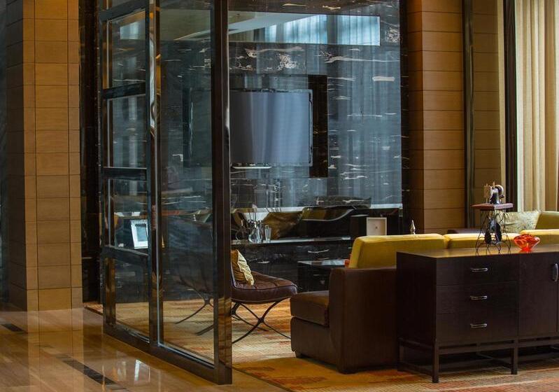 فندق Renaissance Guiyang