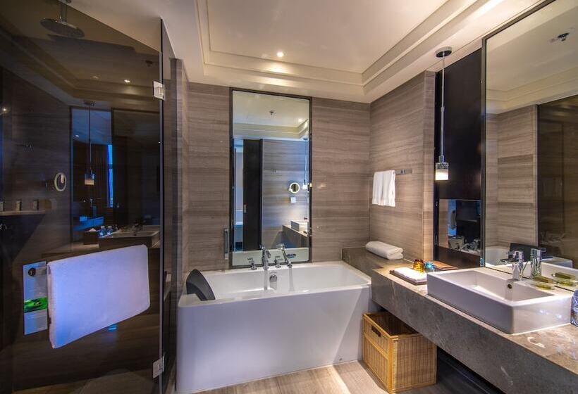 فندق Renaissance Guiyang