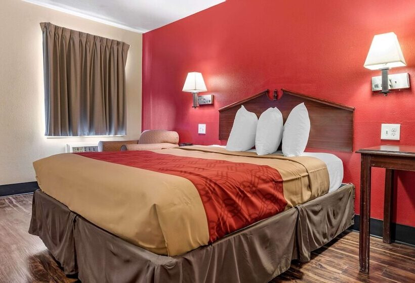 فندق Rodeway Inn