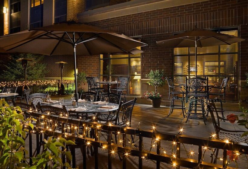 호텔 Sheraton St. Paul Woodbury