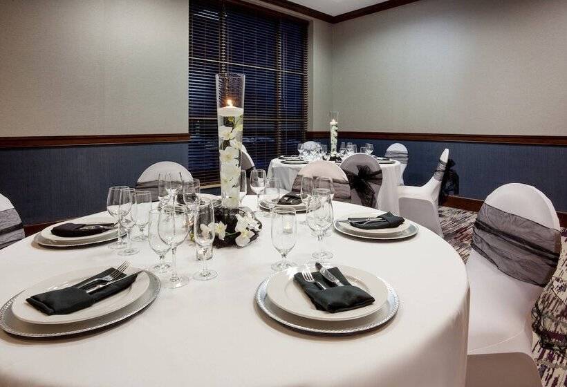 호텔 Sheraton St. Paul Woodbury