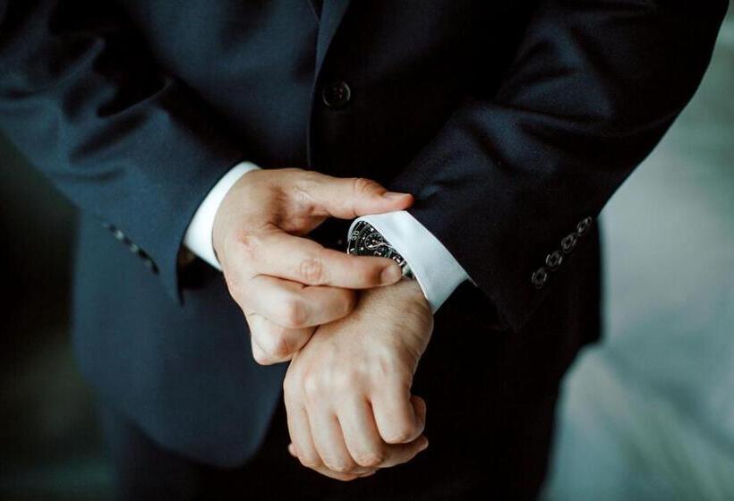 בית מלון כפרי The Westin Edina Galleria