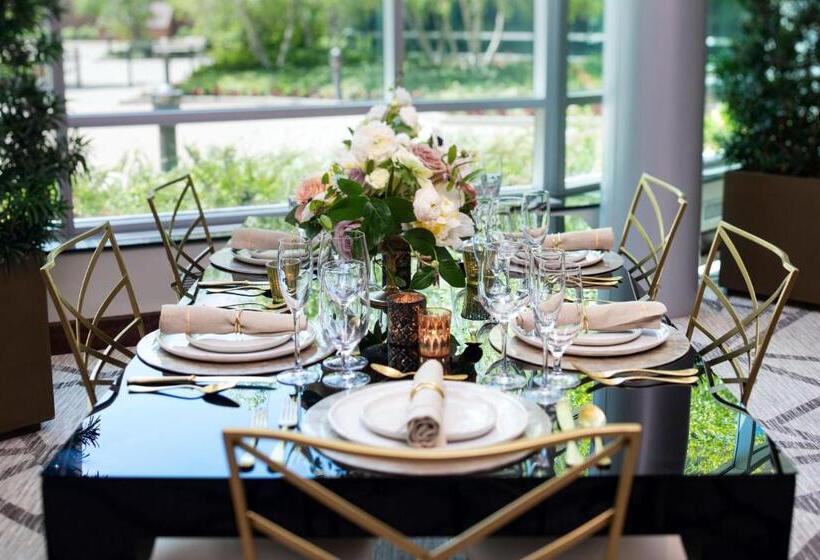 בית מלון כפרי The Westin Edina Galleria