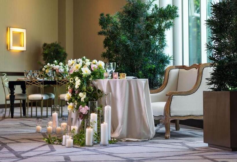 בית מלון כפרי The Westin Edina Galleria