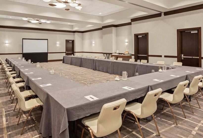 בית מלון כפרי The Westin Edina Galleria