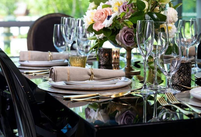 בית מלון כפרי The Westin Edina Galleria