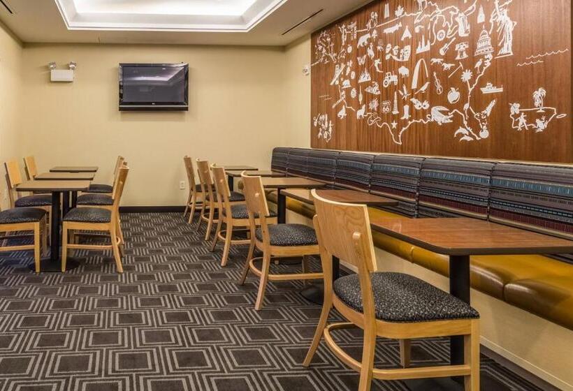 酒店 Towneplace Suites Dayton North