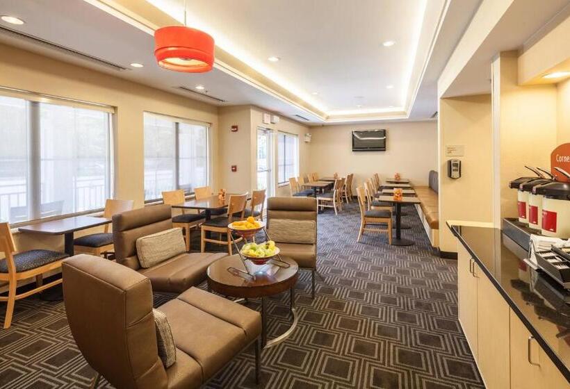 בית מלון כפרי Towneplace Suites Jacksonville Butler Boulevard