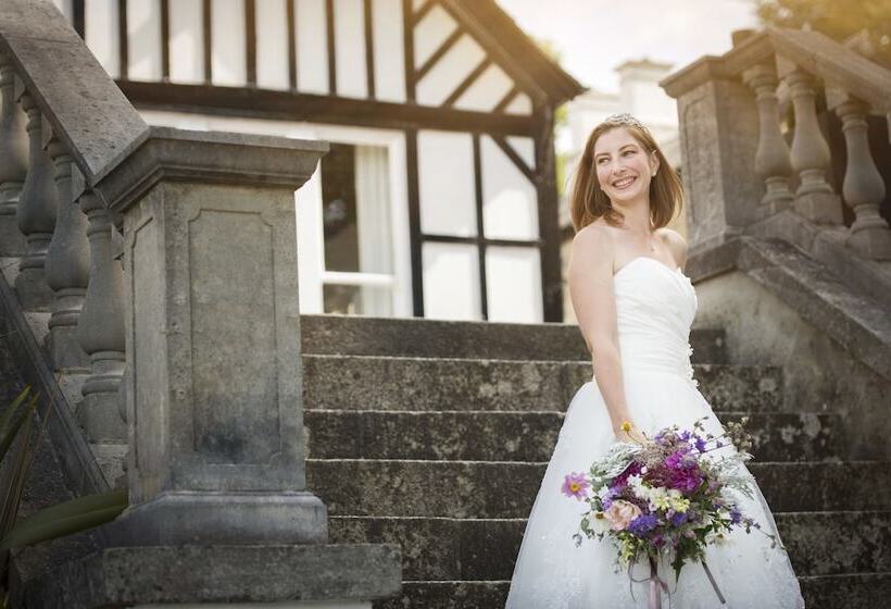 בית מלון כפרי Trenython Manor Resort