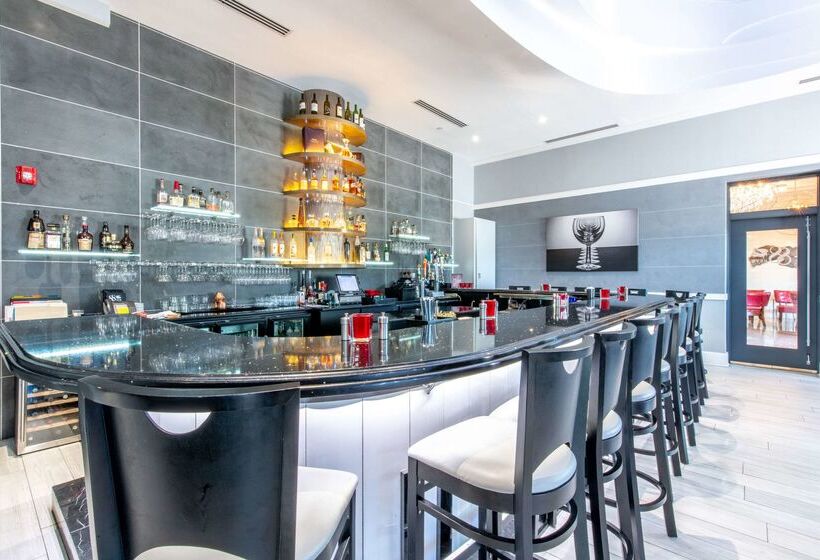 Wyvern Hotel, Ascend Hotel Collection