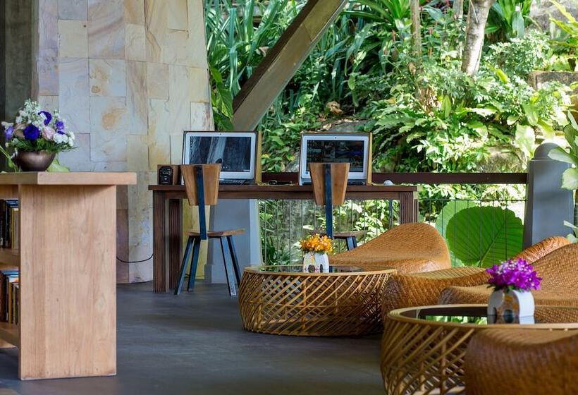 Mandarava Resort And Spa, Karon Beach