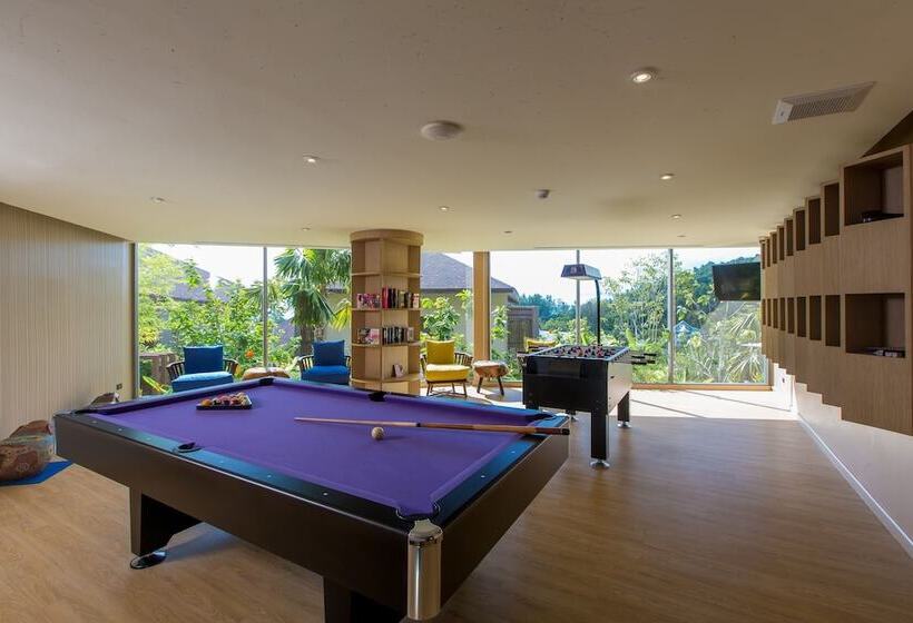 Mandarava Resort And Spa, Karon Beach