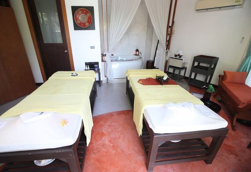 Mandarava Resort And Spa, Karon Beach