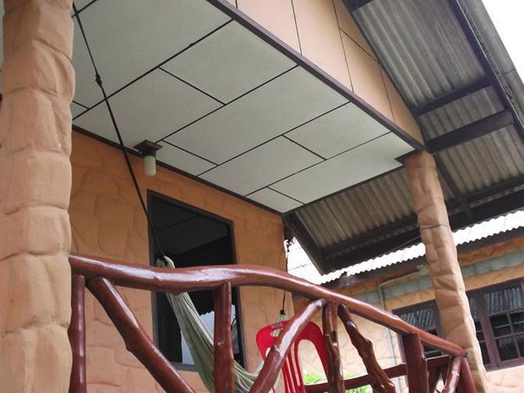 Moon Paradise Resort