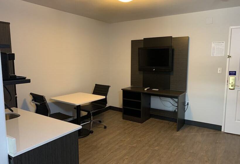 Отель Hawthorn Extended Stay By Wyndham Hobbs