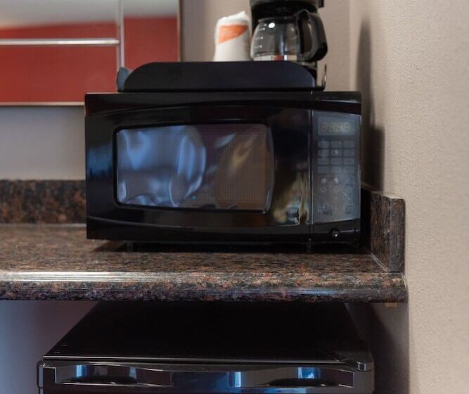 Мотель Spencer Inn And Suites