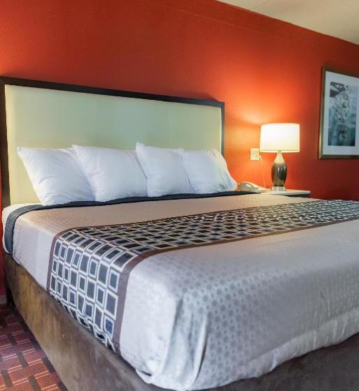 Мотель Spencer Inn And Suites