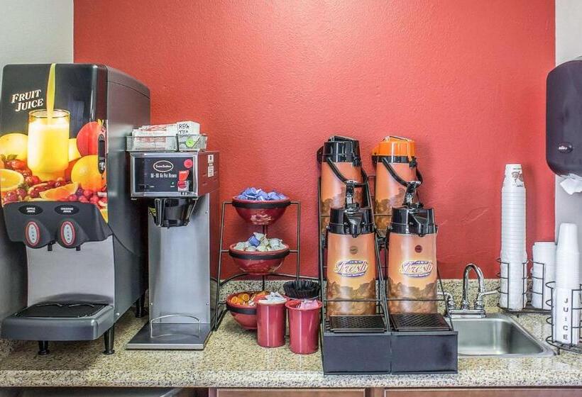 Мотель Spencer Inn And Suites