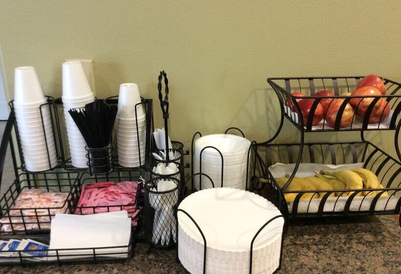 מוטל Texas Inn Welasco/mercedes