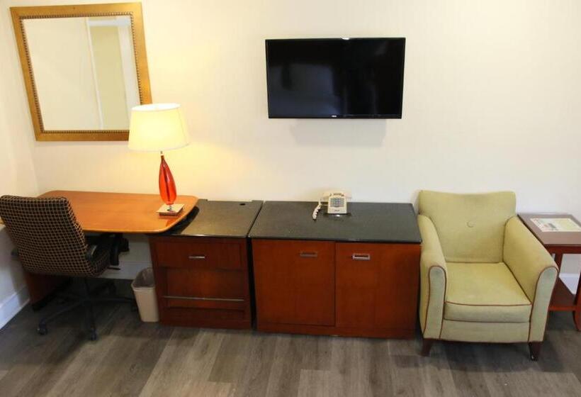 モーテル Town And Country Inn