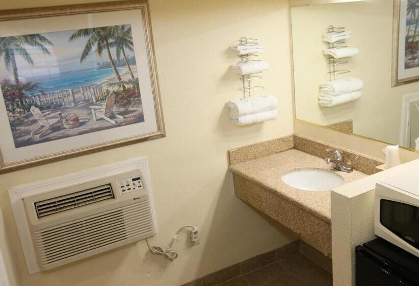 モーテル Town And Country Inn