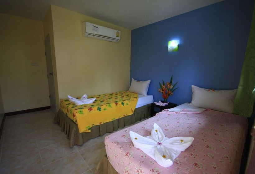 بنسيون Pongpan House