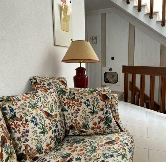 레지던스 Cavaleiros De Cristo