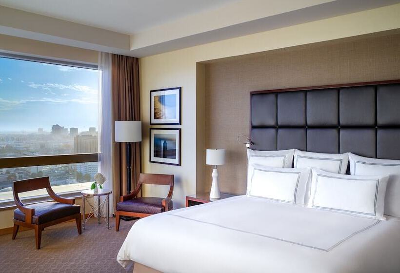 هتل Swissôtel Al Ghurair Dubai