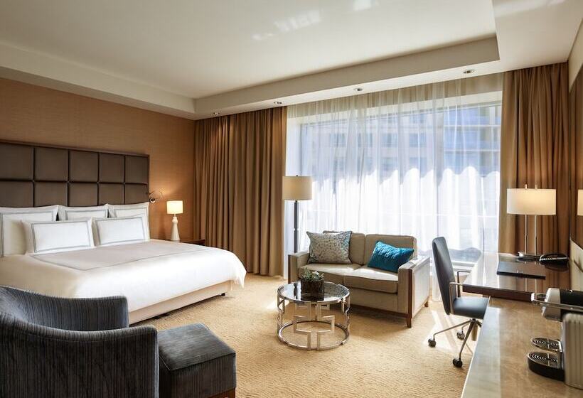 هتل Swissôtel Al Ghurair Dubai