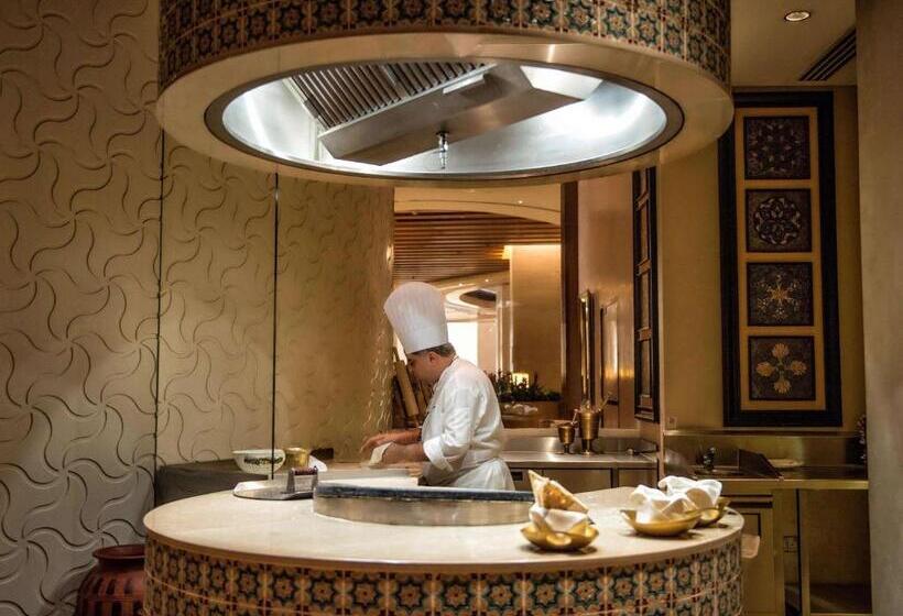 Отель Swissôtel Living Al Ghurair Dubai