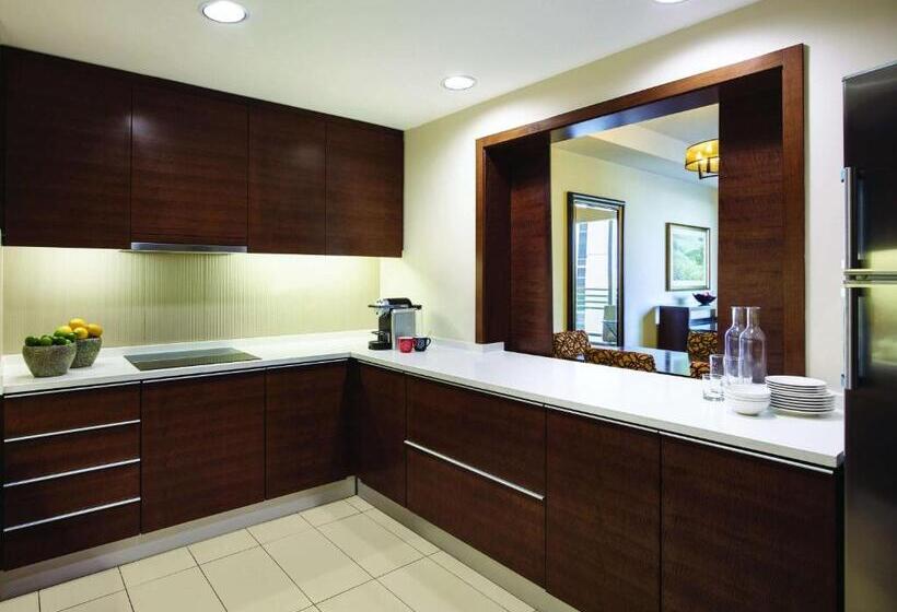 Отель Swissôtel Living Al Ghurair Dubai