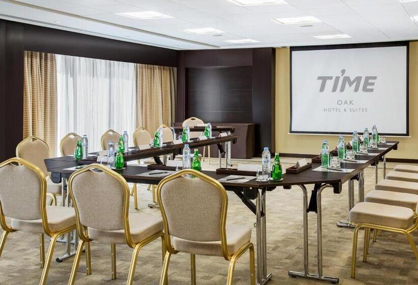 Time Oak Hotel & Suites