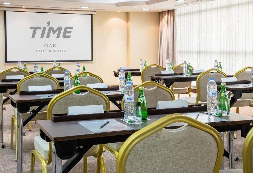 Time Oak Hotel & Suites