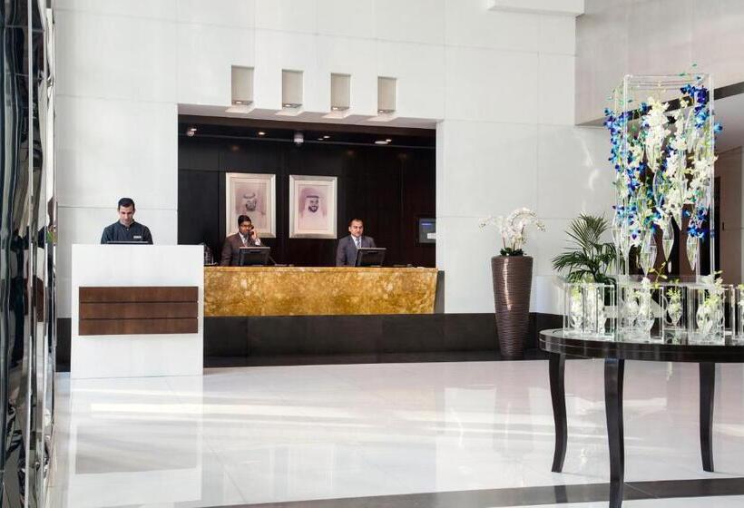 Time Oak Hotel & Suites