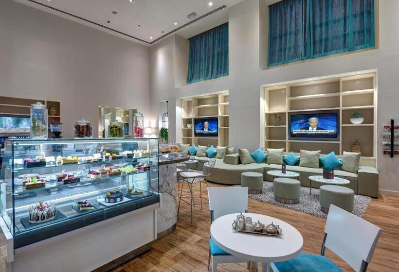 Time Oak Hotel & Suites