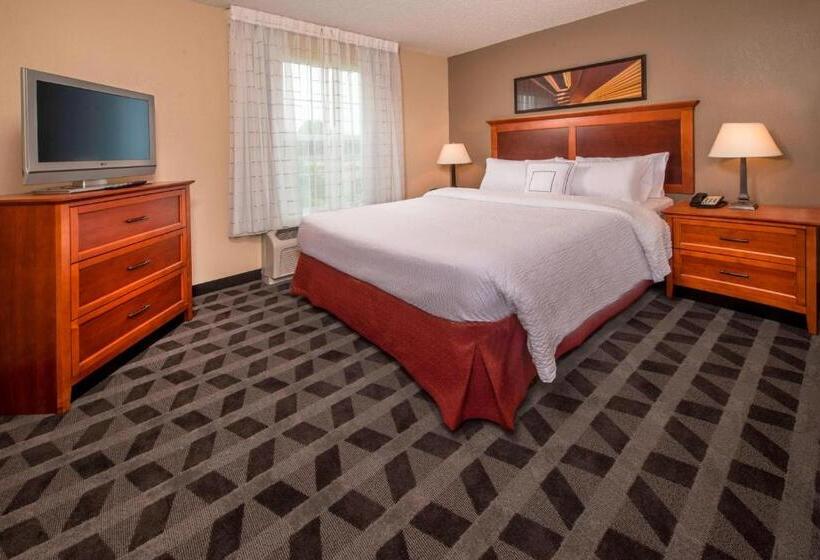 Towneplace Suites By Marriott Clinton At Joint Base Andrews