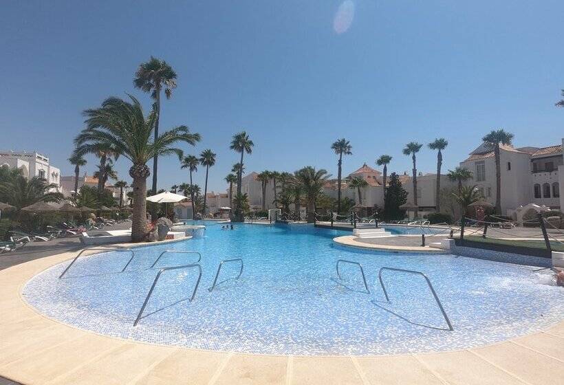 Apartamentos Golf Center