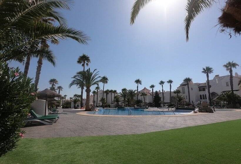 Apartamentos Golf Center