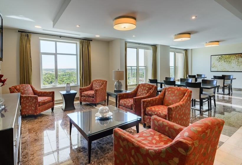 Broadway Plaza, Trademark Collection By Wyndham